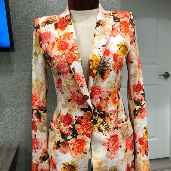 Zara Jackets & Blazers - “Final Price” Zara Flower Blazer Women’s Sz Small